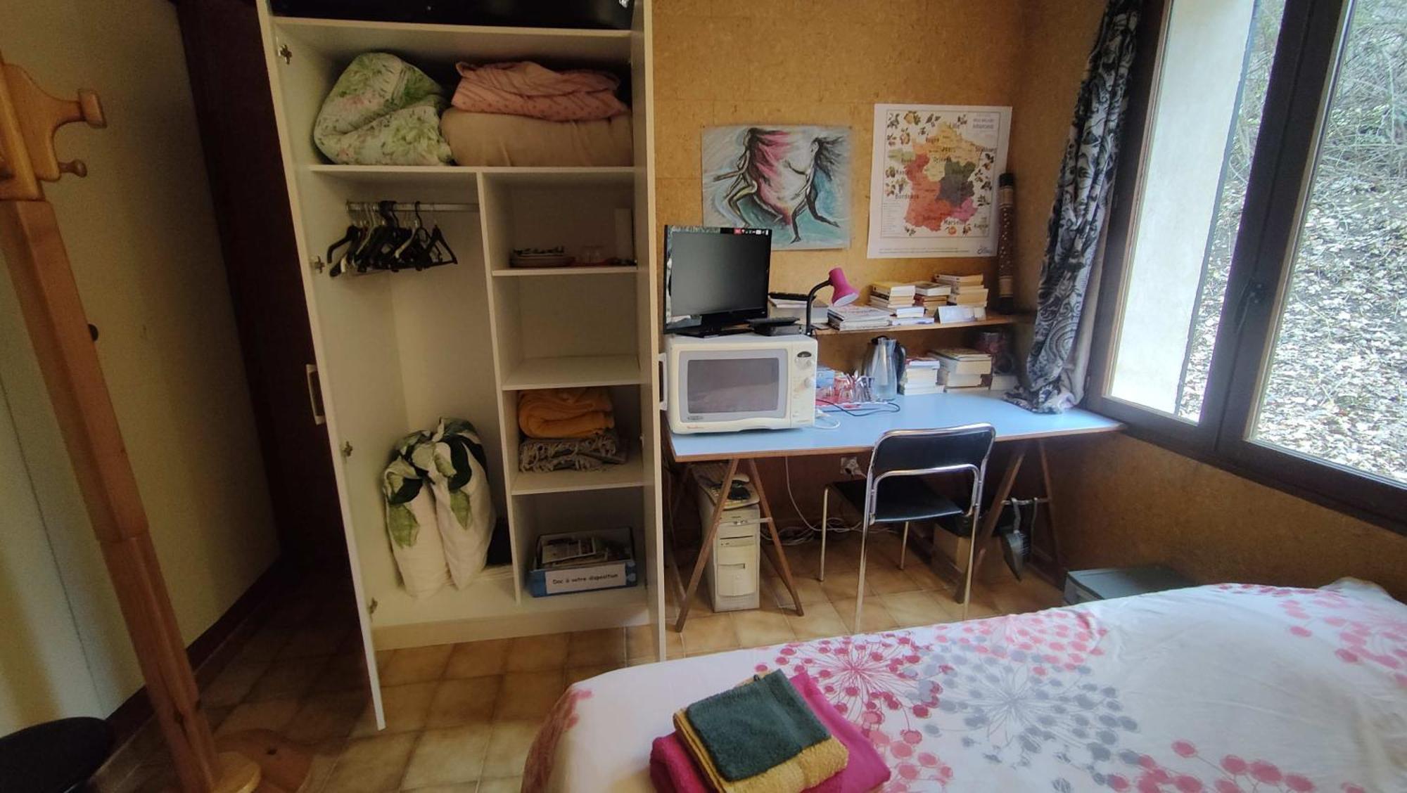 Chambre Dans Villa Le Chaffaut-Saint-Jurson Eksteriør bilde